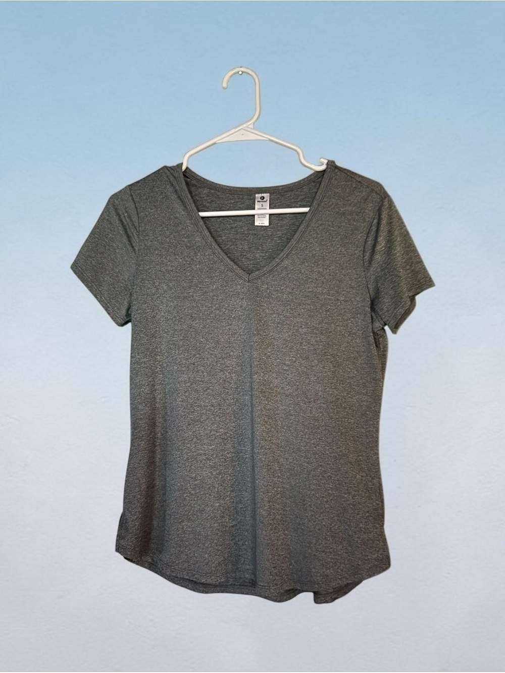 Women's 90 Degrees V-Neck Short Sleeve Top - Gray